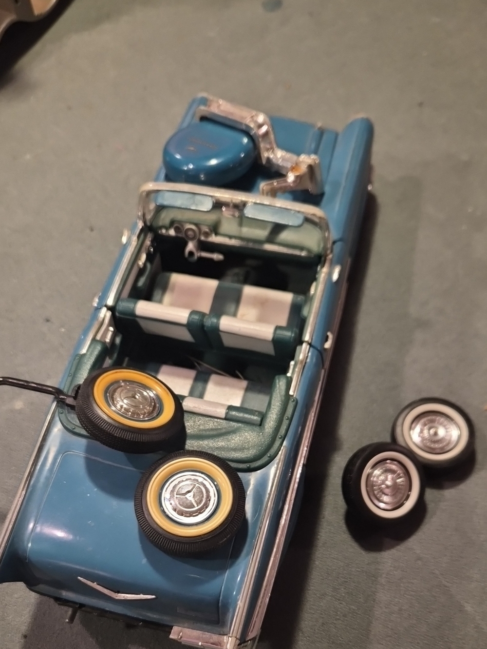 Blue Convertible Dashboard Car metal Model